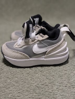 Nike Waffle One Baby Sneakers Size 3C Grey/White